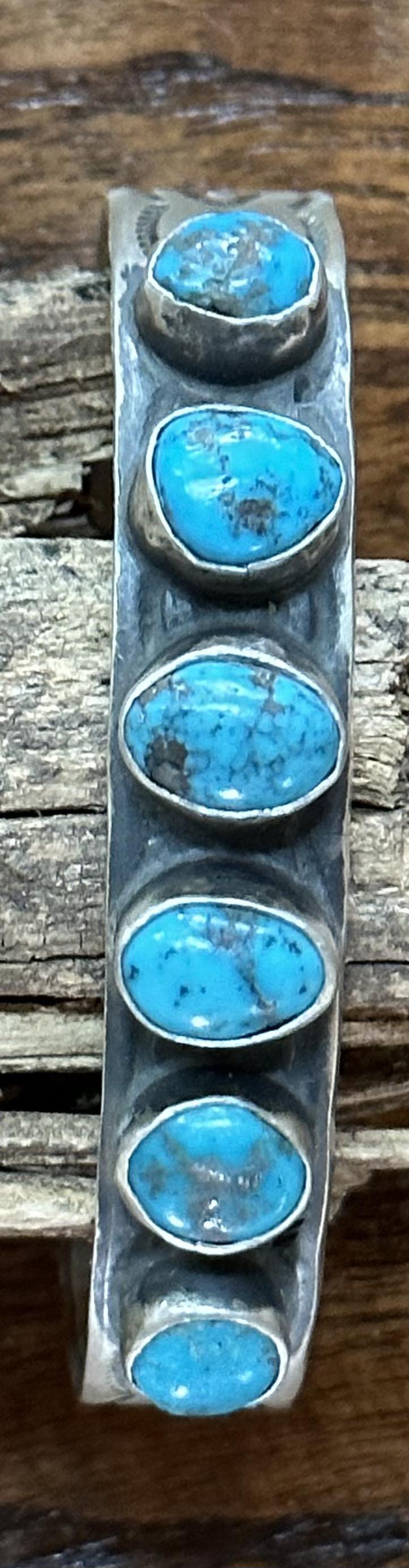 Kingman 6 Stone Cuff