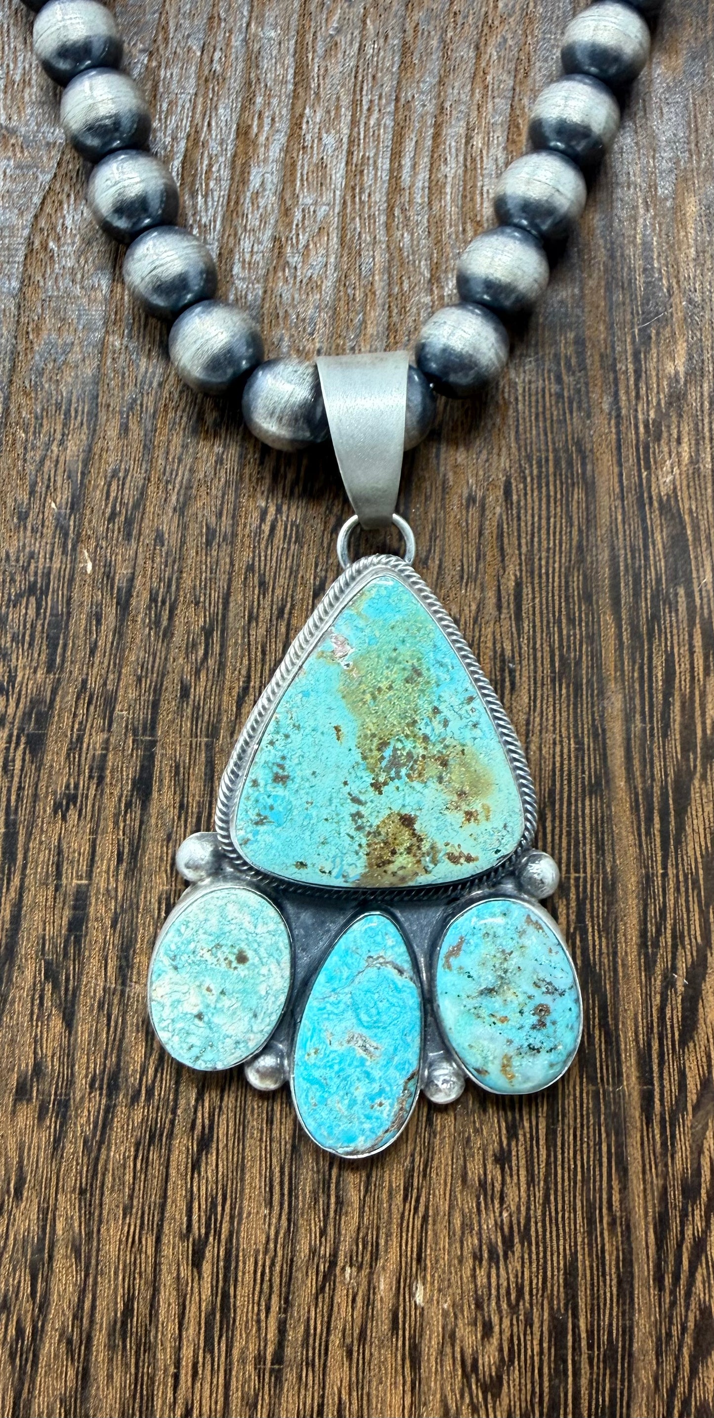 Carico Lake Pendant