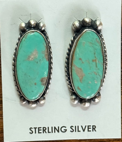 Kingman stud earrings